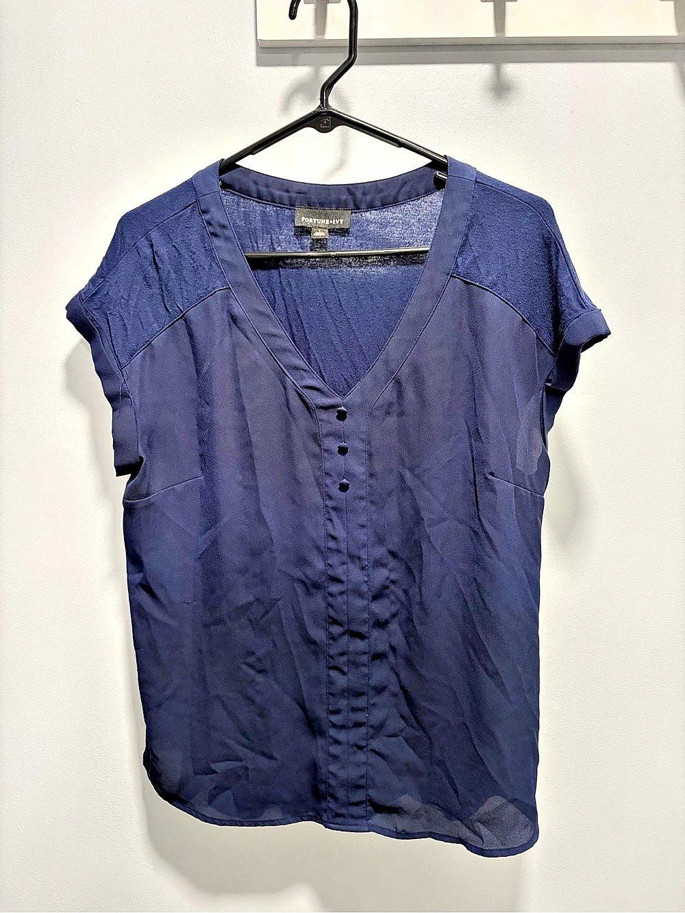 Fortune + Ivy Blue Short Sleeve Blouse Like New